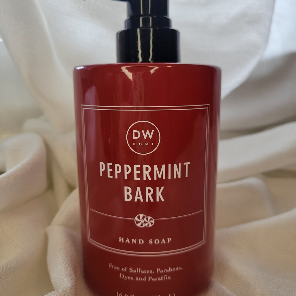 🔥SALE🔥 DW Home Peppermint Bark Hand Soap